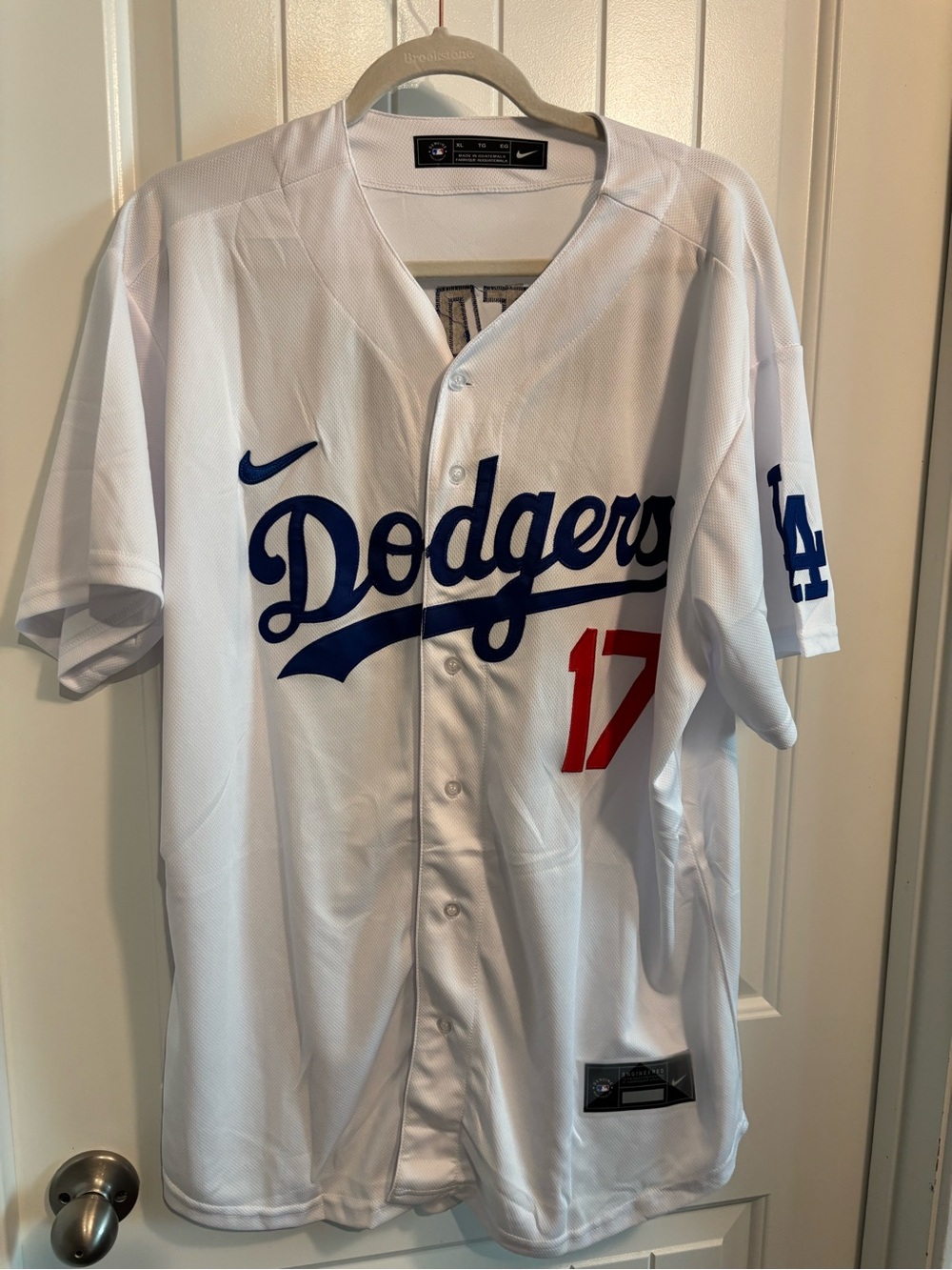 Los Angeles Dodgers Ohtani Jersey - Picture 2 of 6